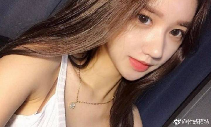 新疆阿瓦提：水稻插秧机械化 加速农田“披”绿装